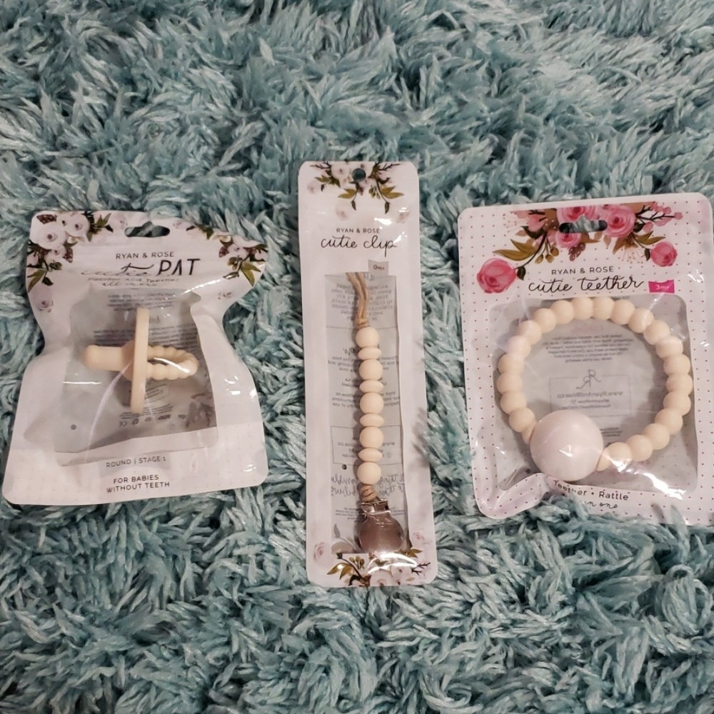 Ryan & rose Ivory LE lot